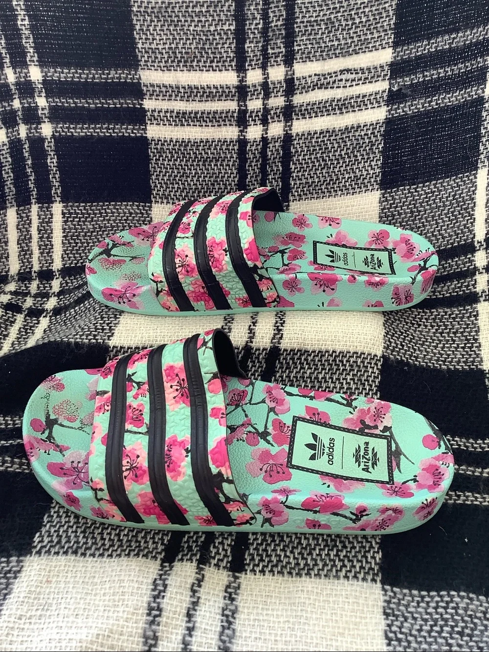 Arizona tea adidas limited edition slides